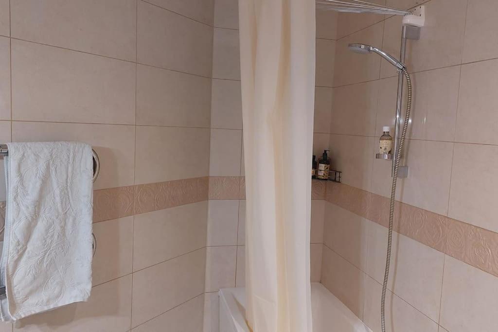 Spicy Studio In Art Nouveau District, Culture Trip Riga Ngoại thất bức ảnh